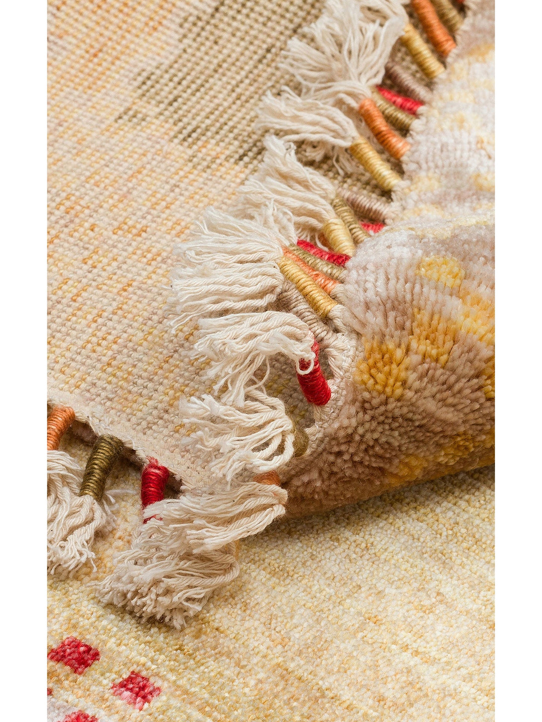 Oushak Carnaval %100 Naturel Kolay Temizlenir El Emeğiyle Üretilen TENCEL™ Yuvarlak Uşak Halısı 07 BEIGEQ - Carpetdocia